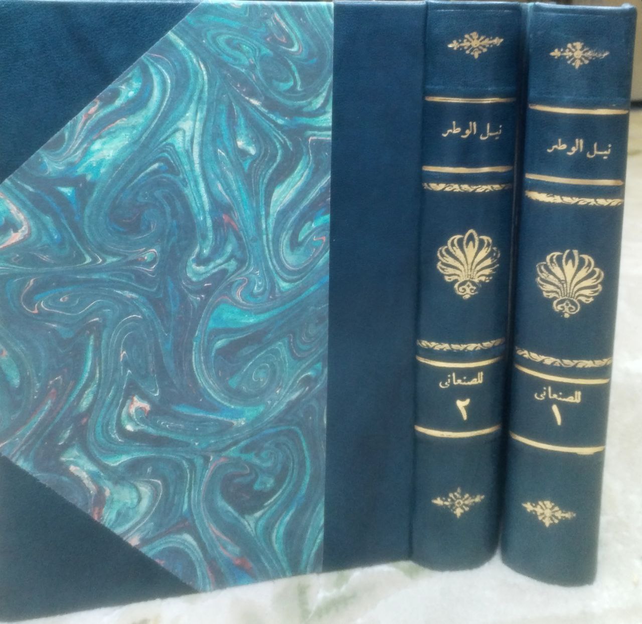صورة 1 من كتاب نيل الوطر من تراجم رجال اليمن في القرن الثالث عشر من هجرة سيد اتلبشر صلى اللله عليه وسلم لـ محمد بن محمد بن يحيى زبارة الحسني اليمني الصنعاني. - نسخة أصلية نادرة - مكتبة الأصول والنوادر